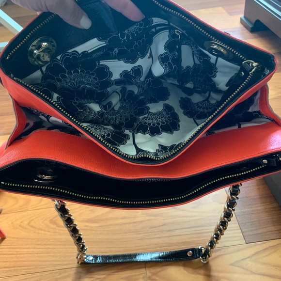 Kate Spade purse and Vince Camuto pumps combo - Picture 7 of 8